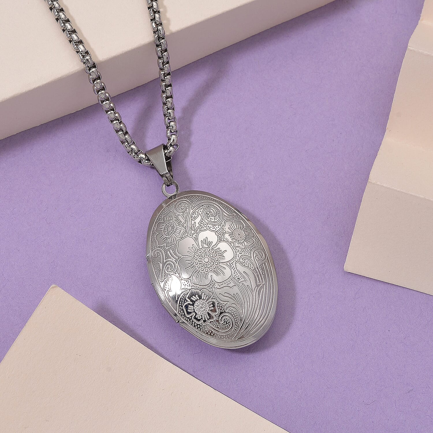 Openable Pendant with Box Chain (Size 22-2 Ext) 4388931 2