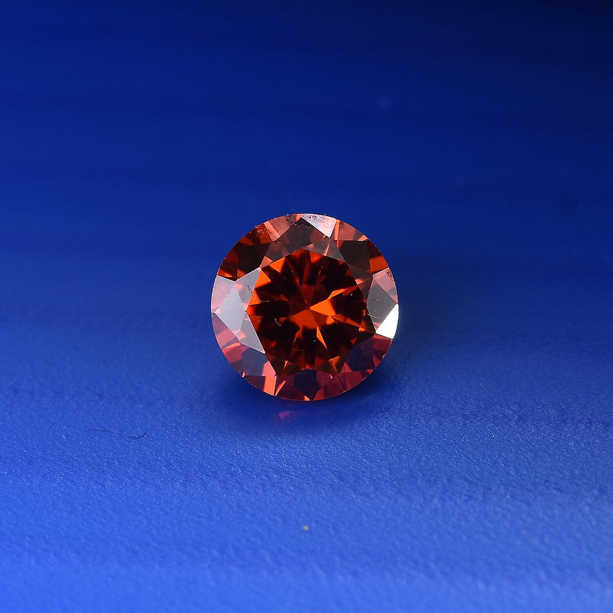 Orange Cubic Zirconia Loose Gemstone in Round Shape 2.12 Ct. (7 mm) 8068391 1