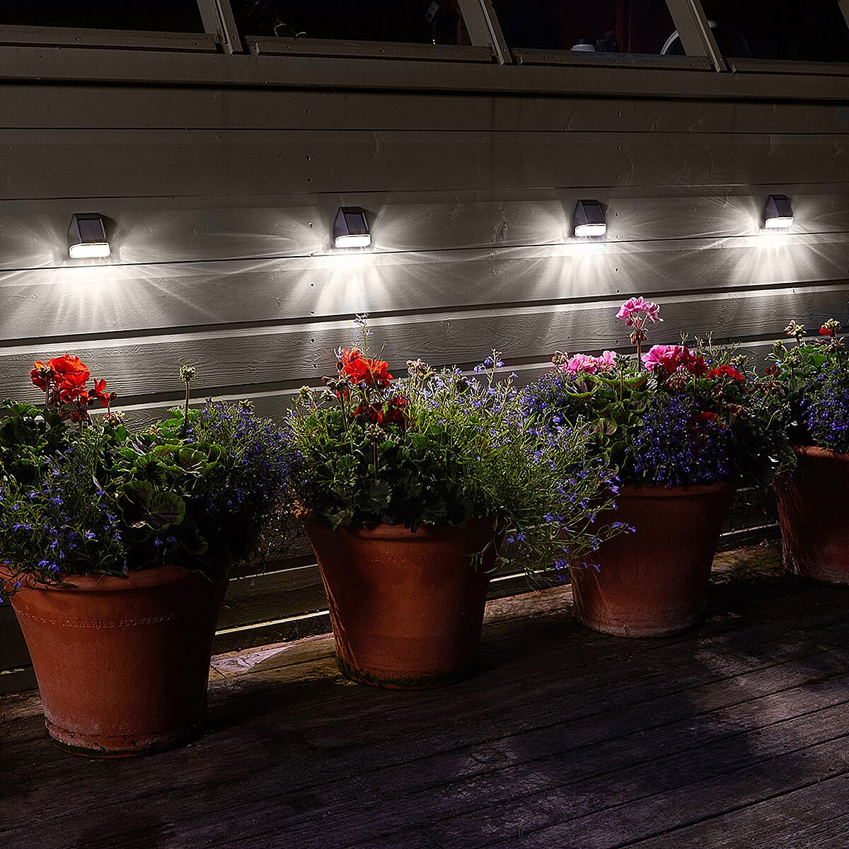 Bright Night Pack of 4 Solar Powered Fence Wall and Post Light - Black 7807441 0