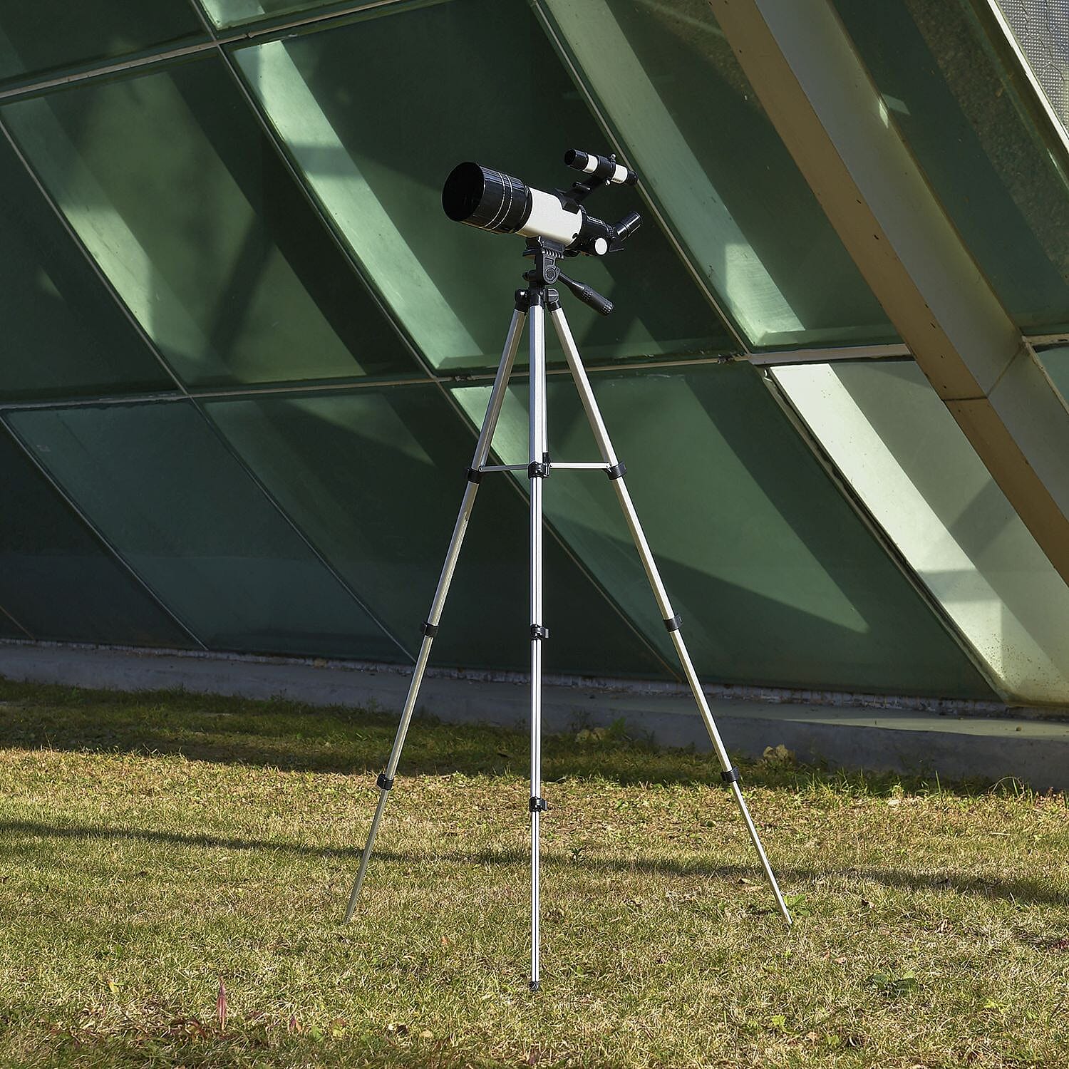 Terrestrial and Astronomical Telescope (90 Degree Prism, 70mm Refractor) 7686094 1