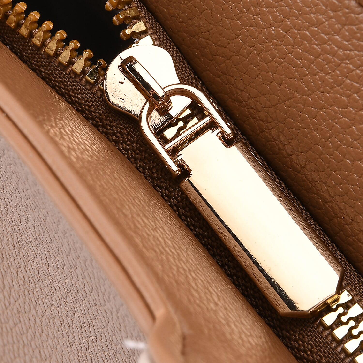 Elegant Two-Tone Tote Handbag for Everyday Use - Brown &amp; Beige 8043267 6
