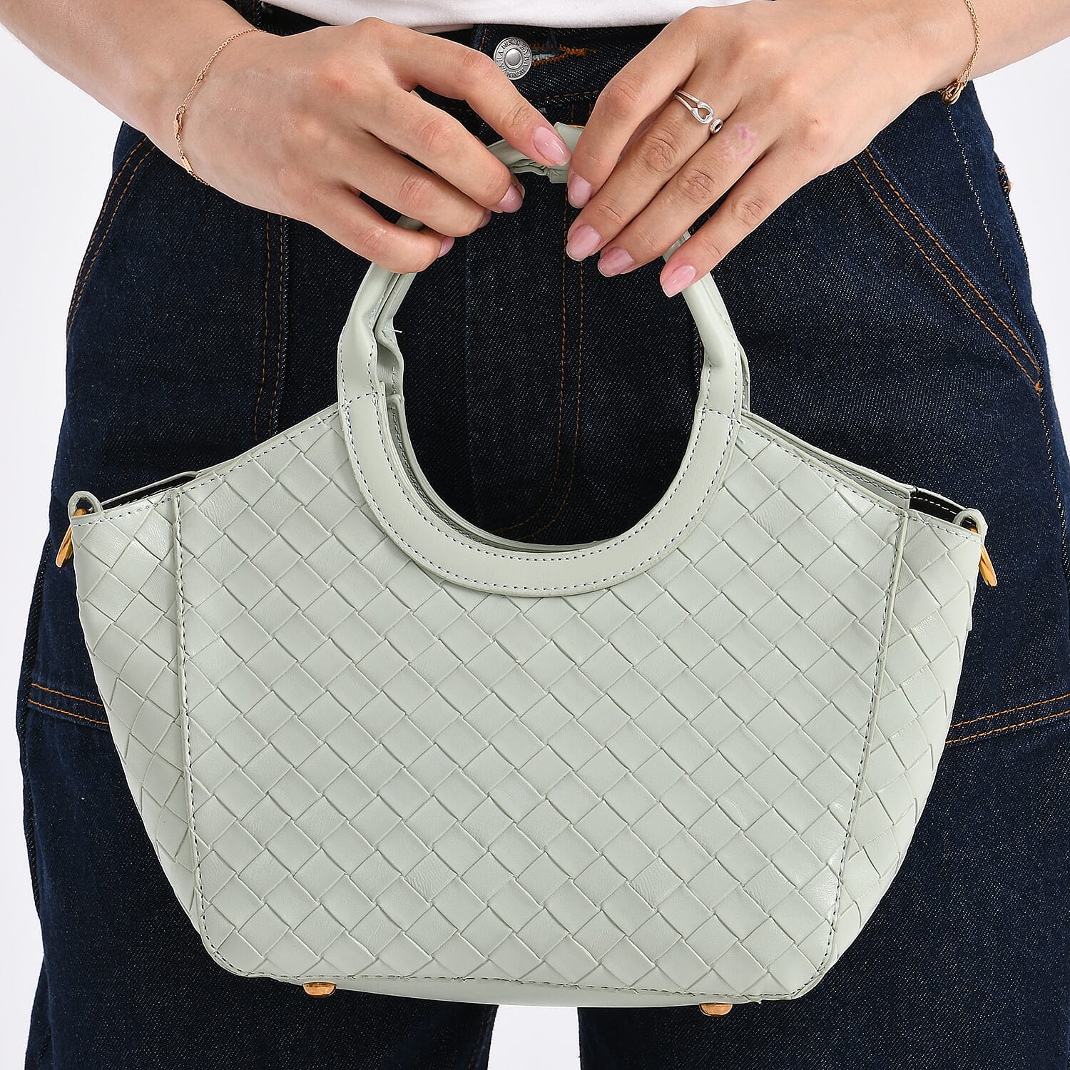 Womens Quilted Handbag with Adjustable Shoulder Strap 8024558 2
