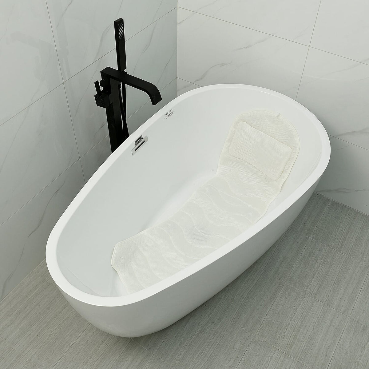 PVC Foaming Bathtub Back Pad with Suction Cups (Size 115x40cm) 6291168 0