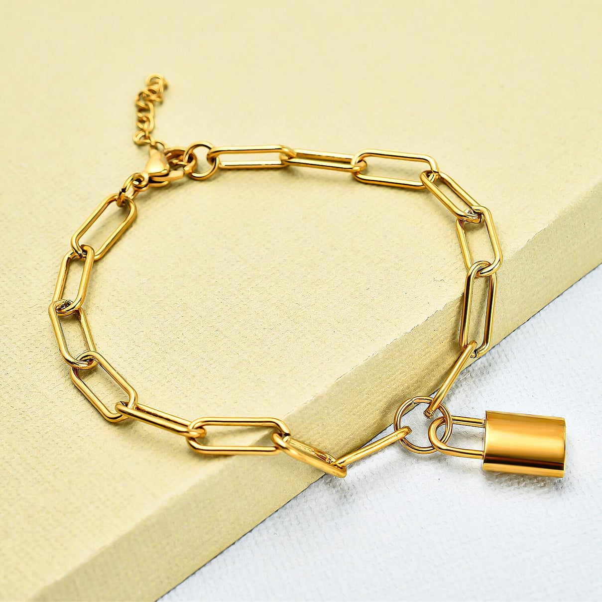 Paperclip Bracelet (Size - 7.5) in Stainless Steel 7433624 1