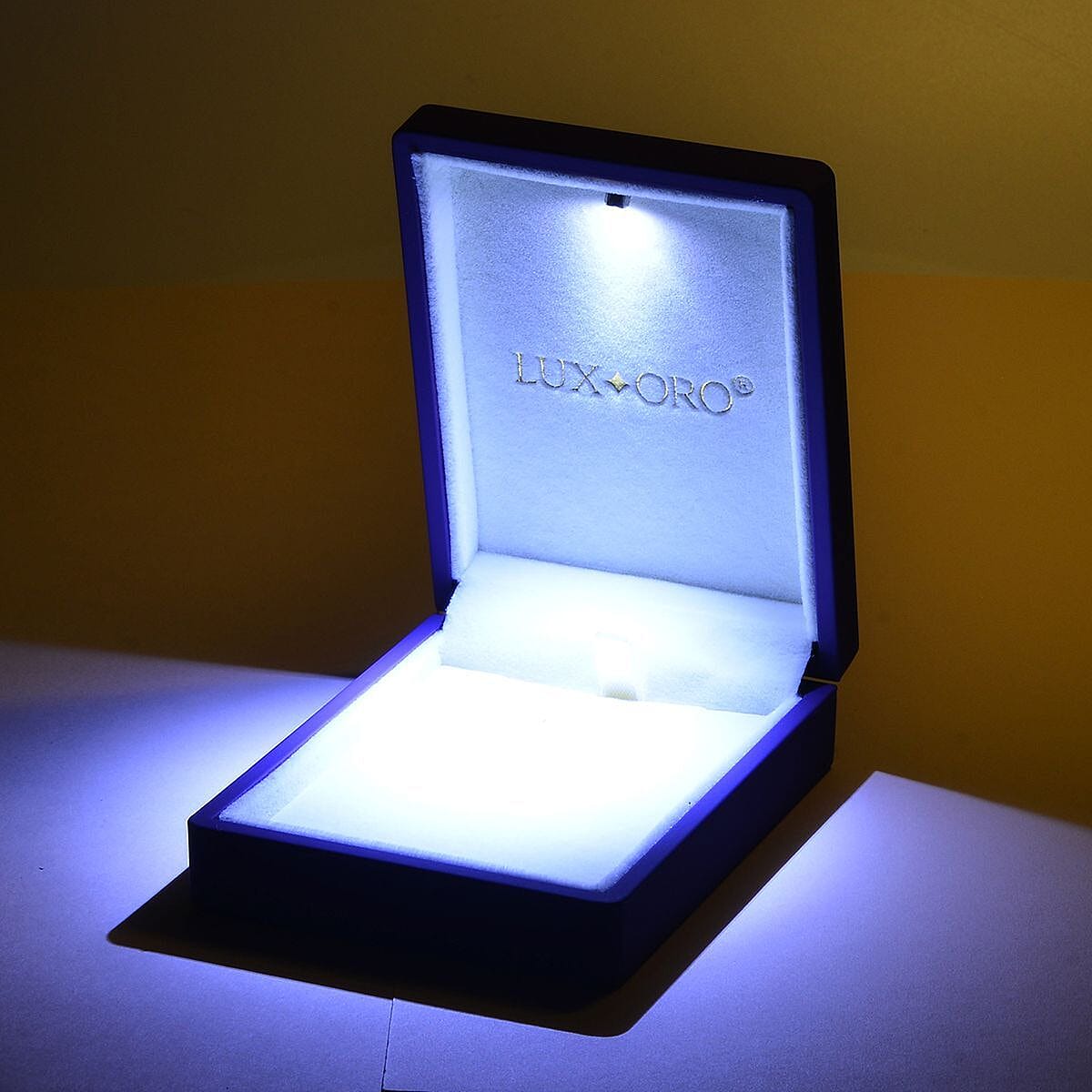 LUXORO LED Spray Painted Jewelry Pendant Box (Size 9x7x3 CM) - Purple 7662086 2