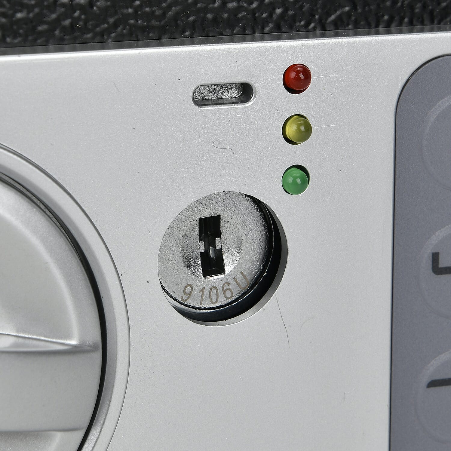 Electronic Safe Box with Programmable Keypad and Emergency Keys 7849525 14