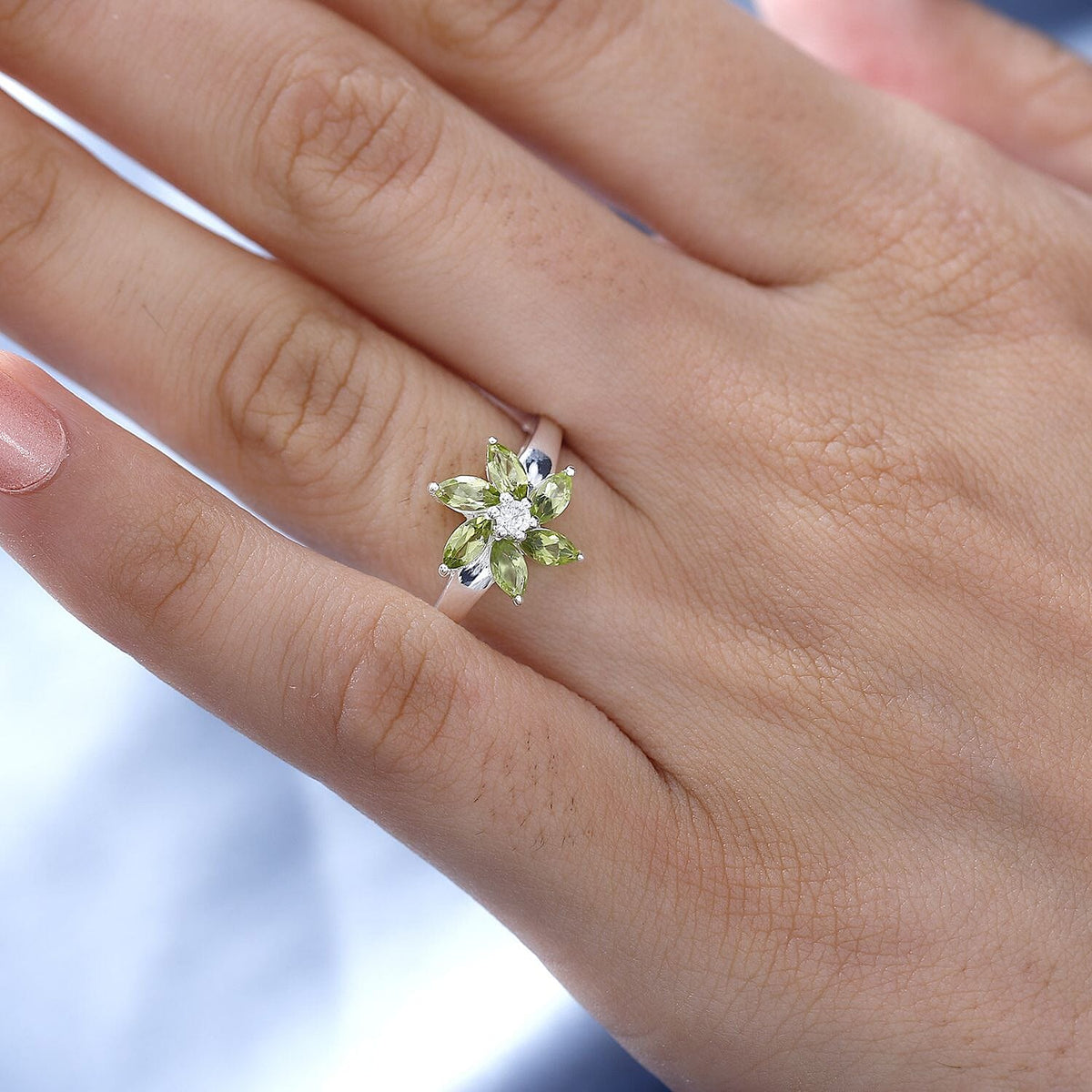 Peridot Arizona &amp; Natural Zircon Floral Ring in Sterling Silver 7821564 3
