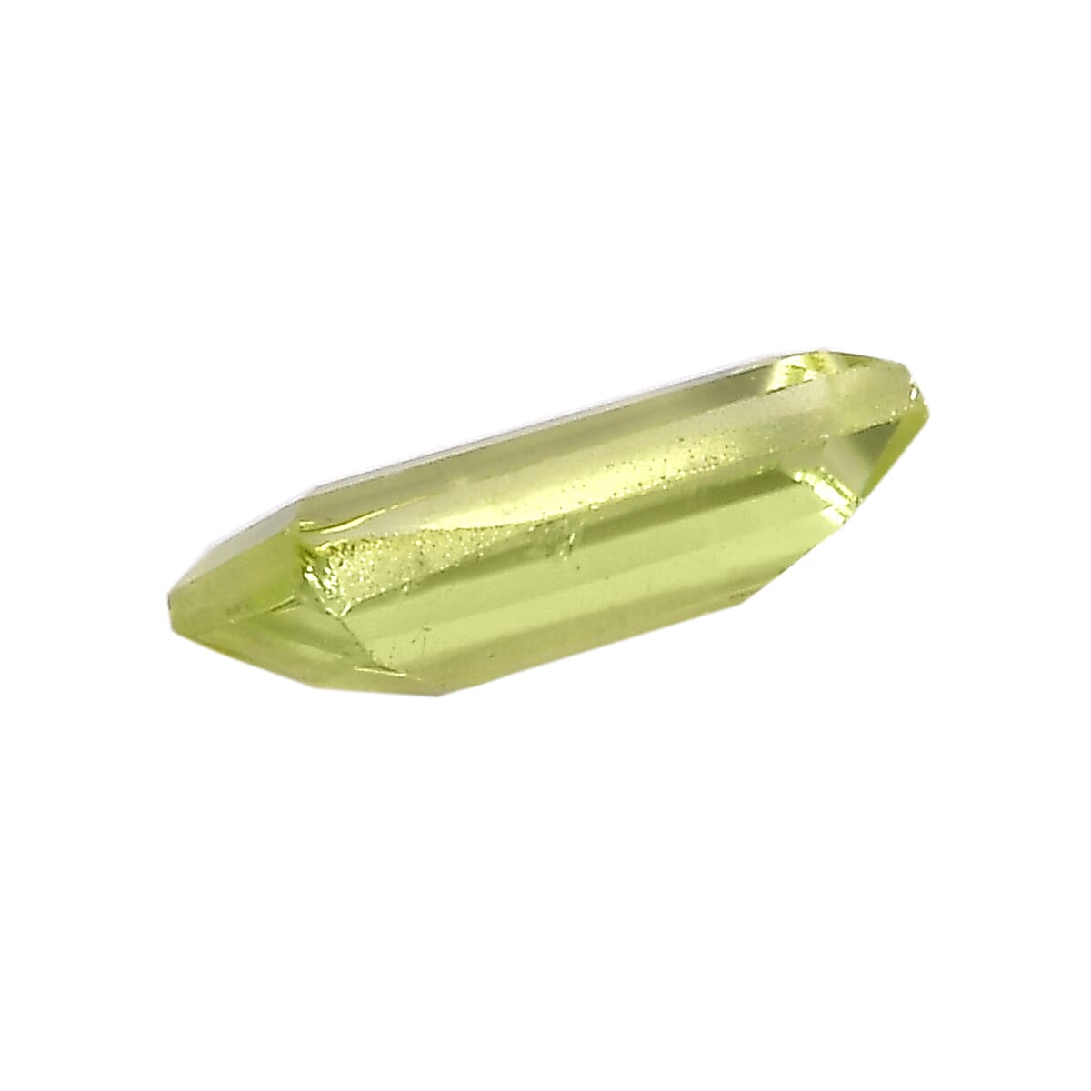 Set of 3 Peridot Loose Gemstones in Baguette Shape 0.66 Ct. (5x2.5 mm) 8068395 3
