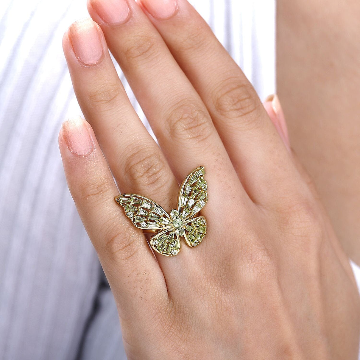 GP - Trionfo Collection - Hebei Peridot Butterfly Ring in 18K Vermeil Yellow Gold Plated Sterling Silver 2.20 Ct. 7815009 2