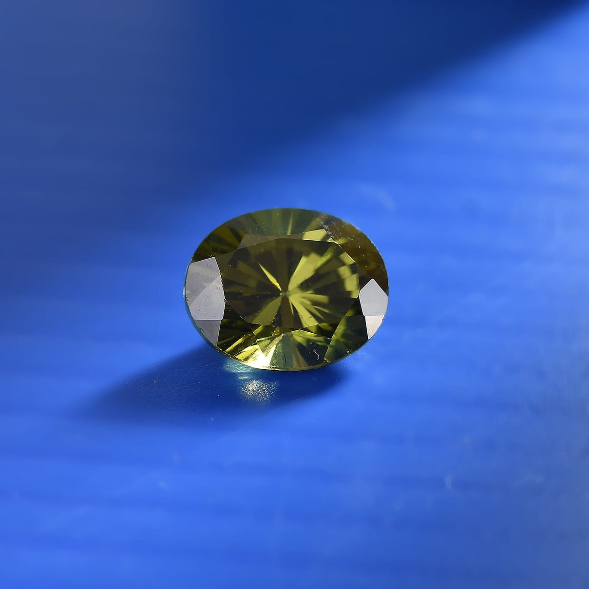 4.03 Ct. Peridot Cubic Zirconia Loose Gemstone in Oval Shape (10x8mm) 8068415 2