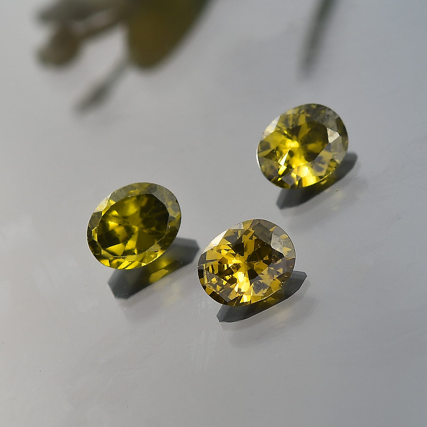 Set of 3 Peridot Cubic Zirconia Loose Gemstones in Oval Shape  1.48 Ct. (5x4mm) 8072249 1