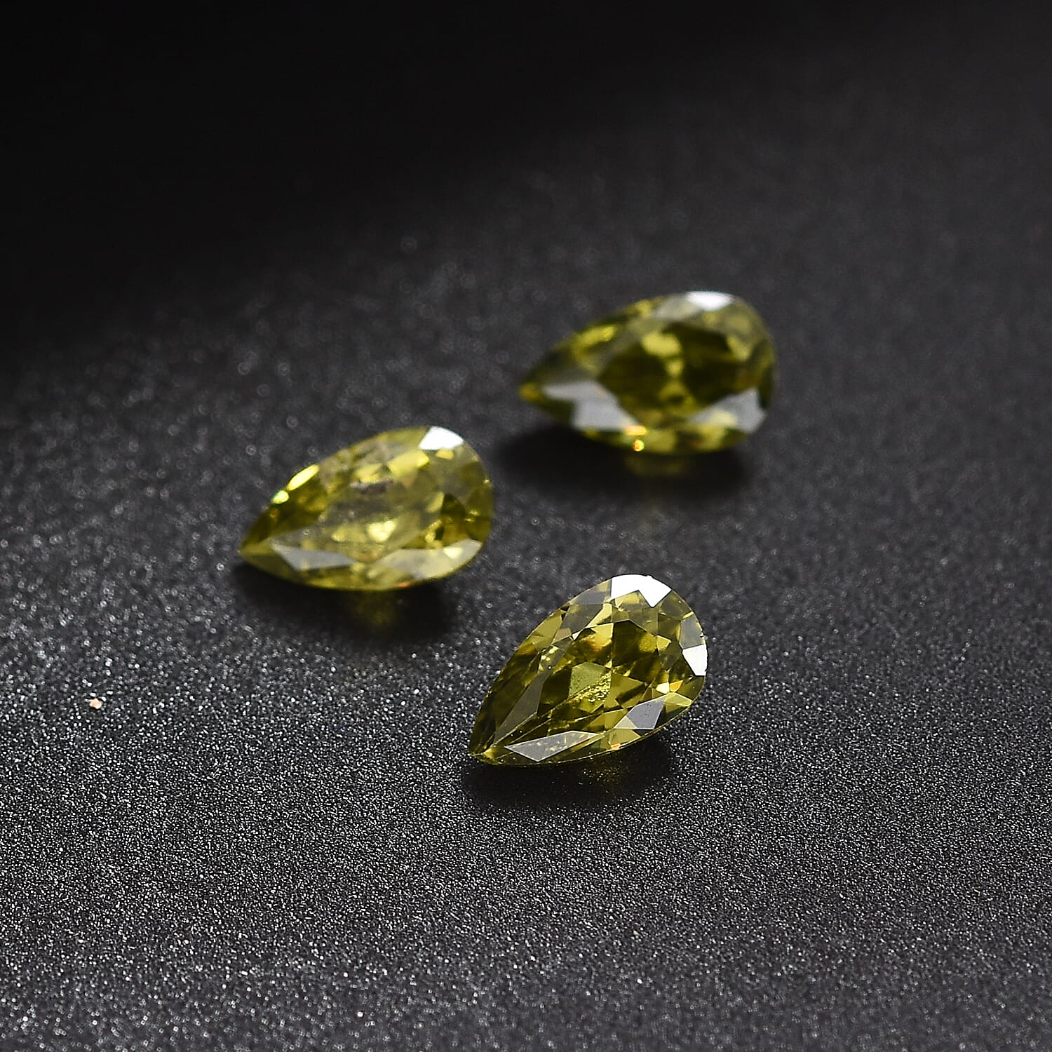 Set of 3 Peridot Cubic Zirconia Loose Gemstones in Pear Shape 0.86 Ct. (5x3 mm) 8068419 2