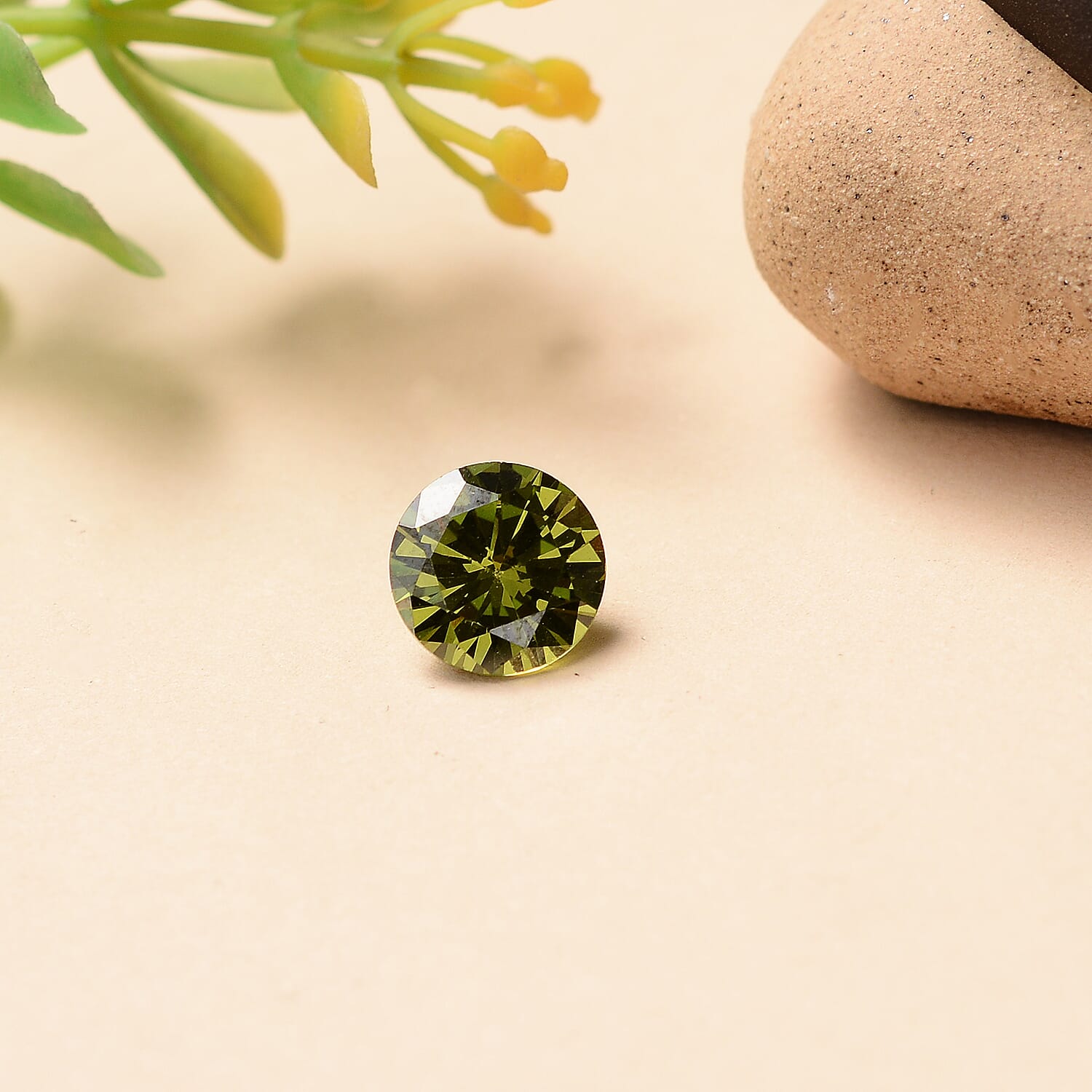 Peridot Cubic Zirconia Round 8 mm Gemstone, 3.36 Ct 8511511 2
