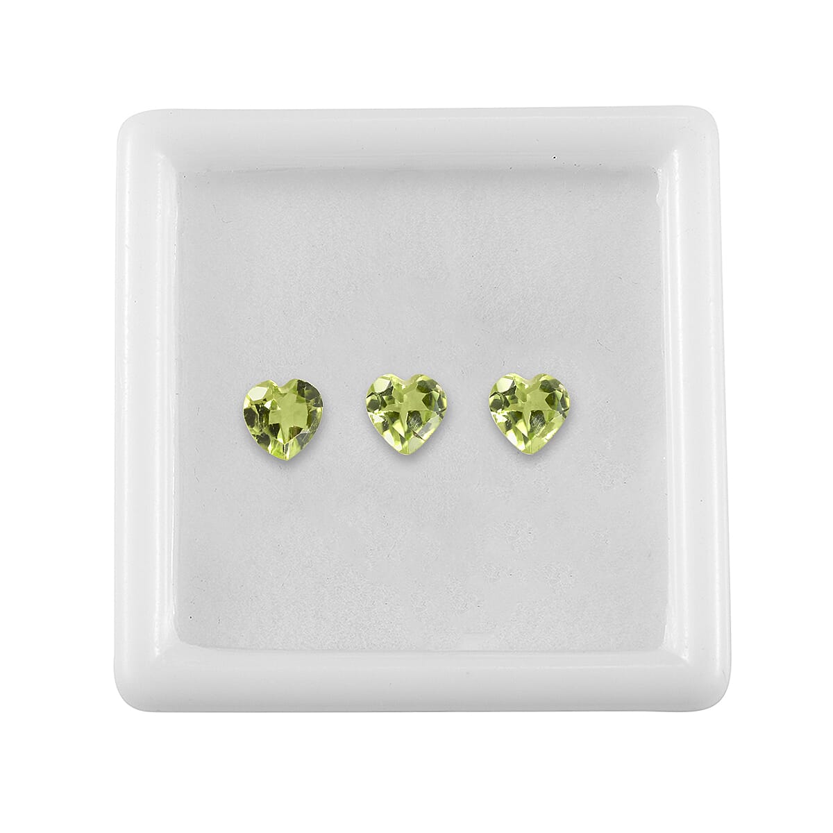 Set of 3 Peridot Loose Gemstones in Heart Shape 1.25 Ct. (5 mm) 8070551 3