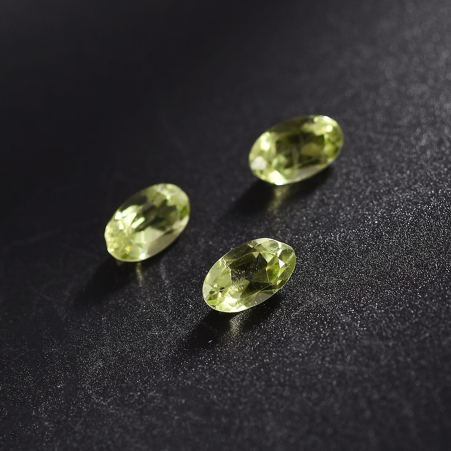 Set of 3 Peridot Loose Gemstones in Oval Shape  0.62 Ct. (5x3mm) 8070552 1