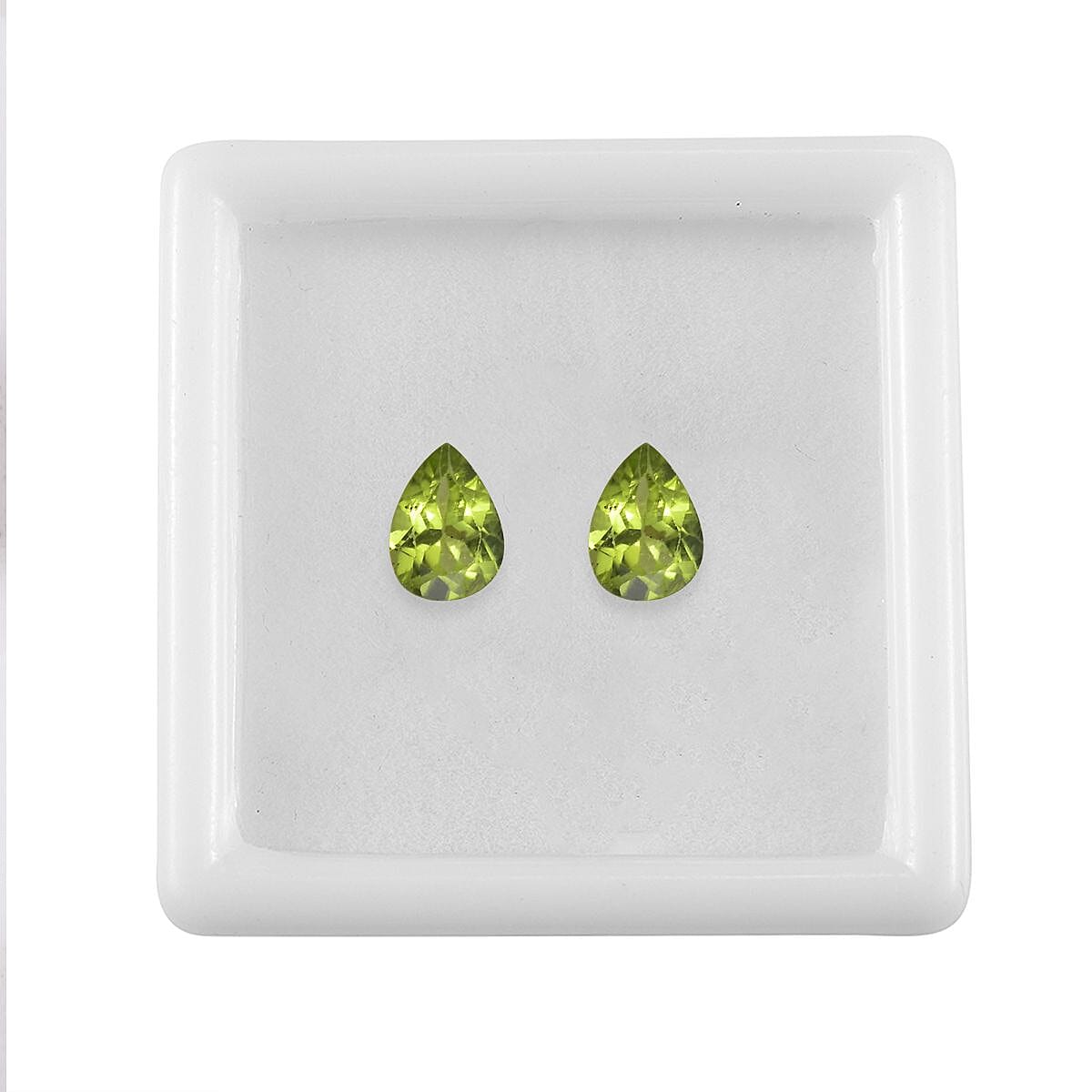 Set of 2 A Peridot Loose Gemstones in Pear Shape (8x6mm) 2 ct. 8025917 3