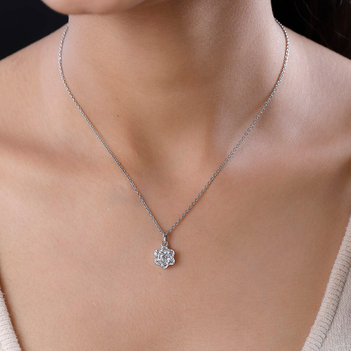 Petalite Platinum Overlay Sterling Silver Cluster Pendant (Size 20) 1.04 Ct 4167397 2