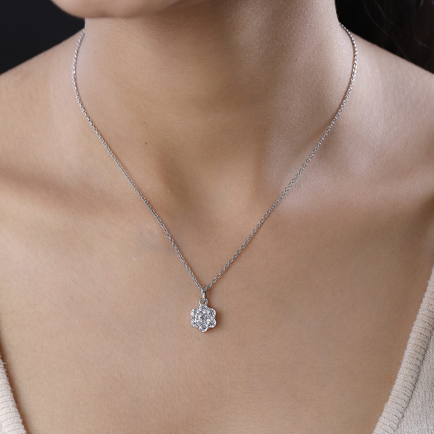 Petalite Platinum Overlay Sterling Silver Cluster Pendant (Size 20) 1.04 Ct 4167397 2