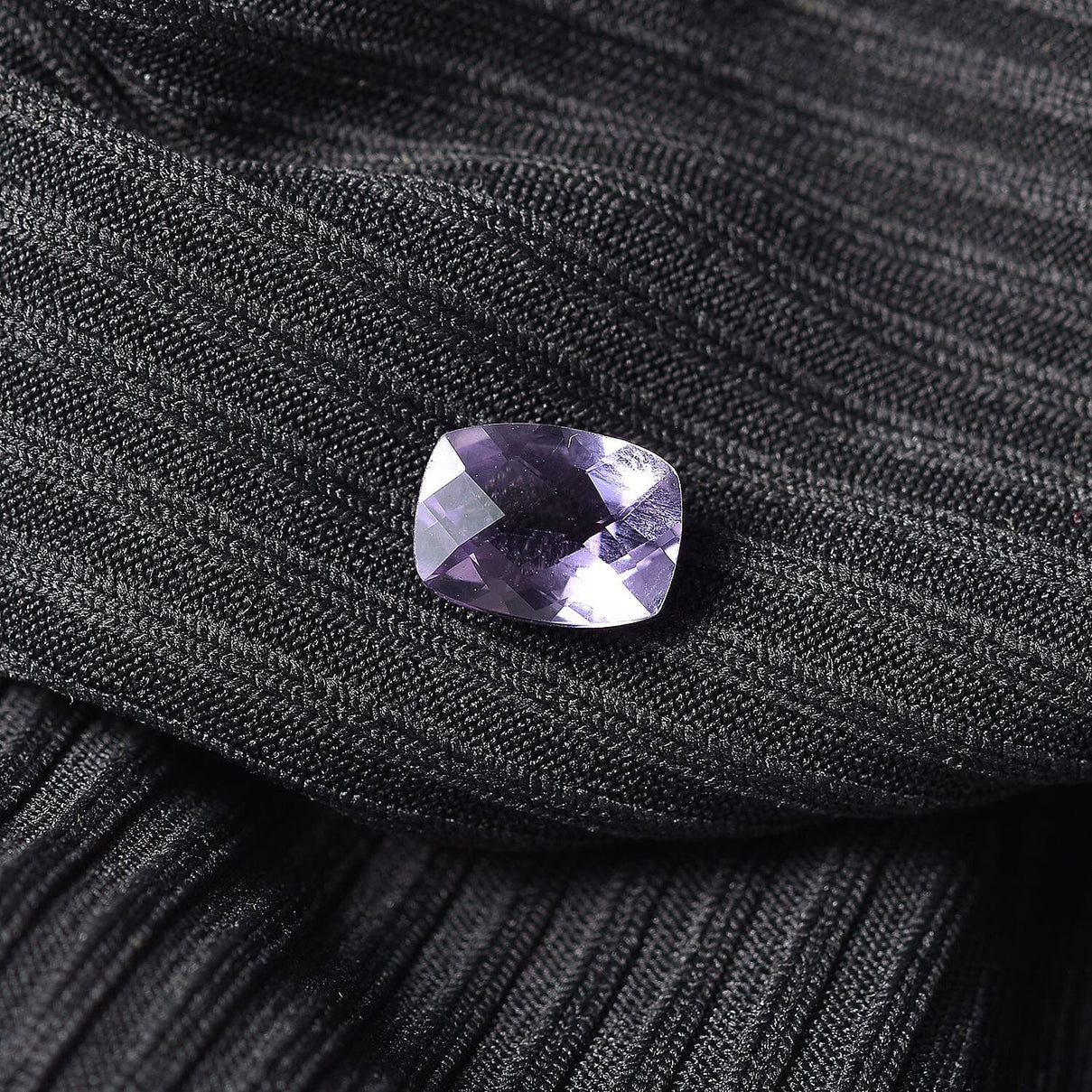 AA Pink Amethyst Loose Gemstone in Cushion Shape (8x6mm) 1.1 ct. 8024907 1