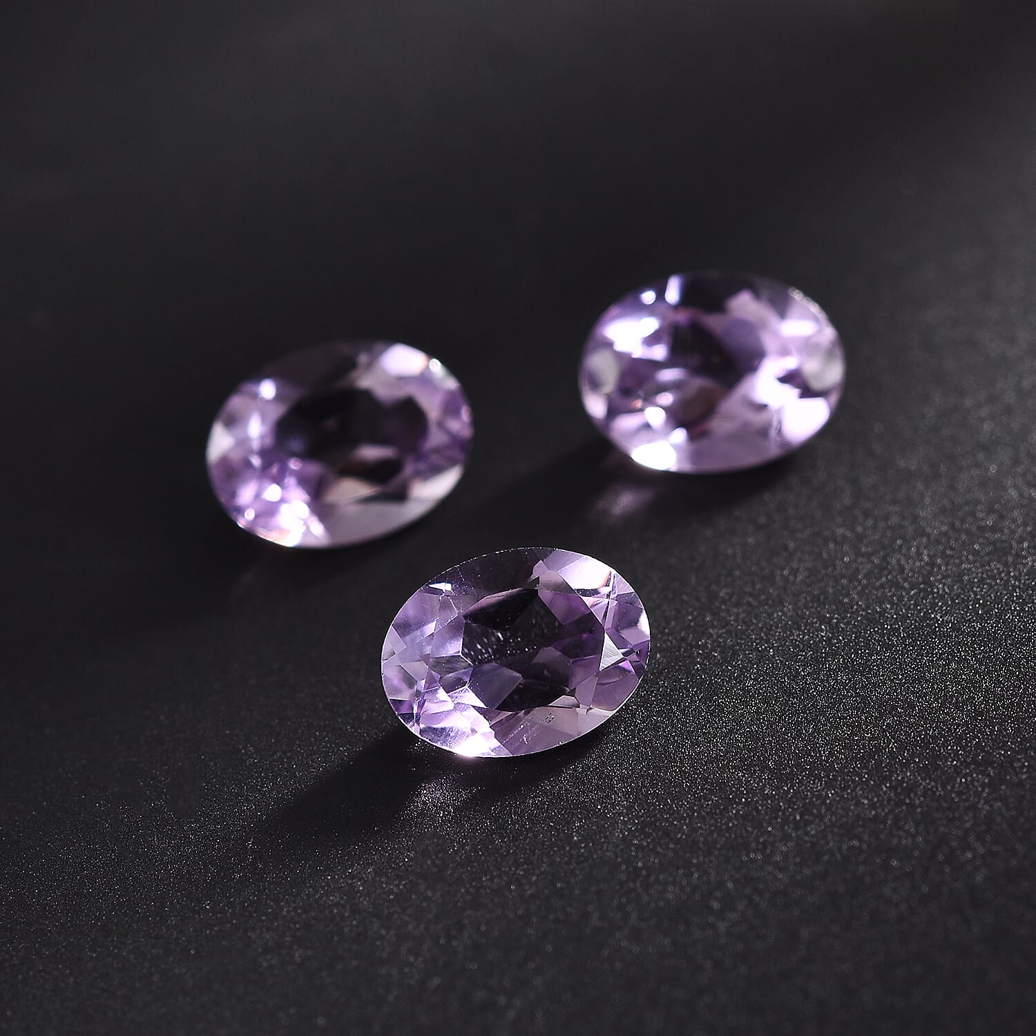 Set of 3 Pink Amethyst Loose Gemstones in Oval Shape  3.08 Ct. 8070574 1
