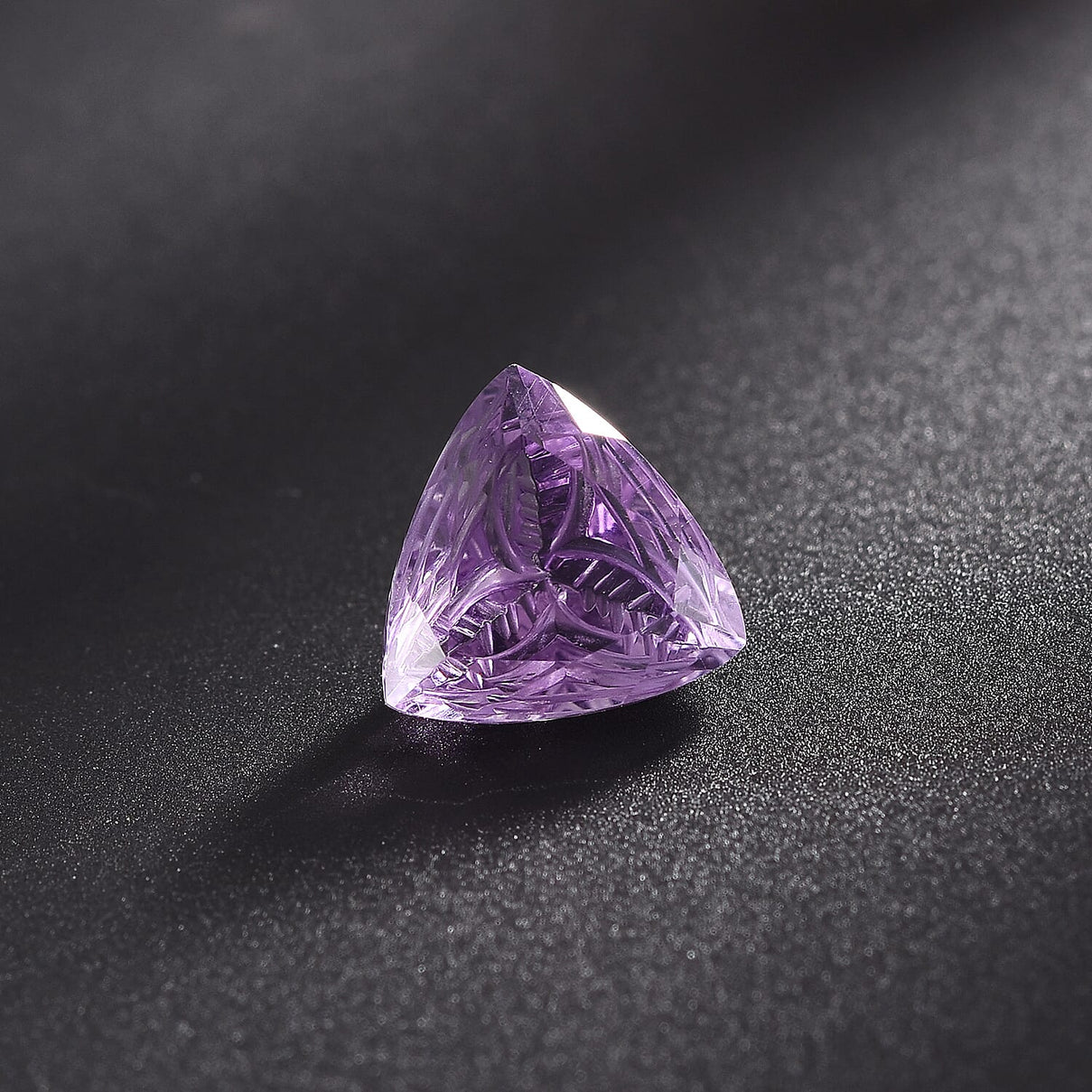 3.07 Ct. Pink Amethyst Loose Gemstone in Trillion Shape 8070587 1