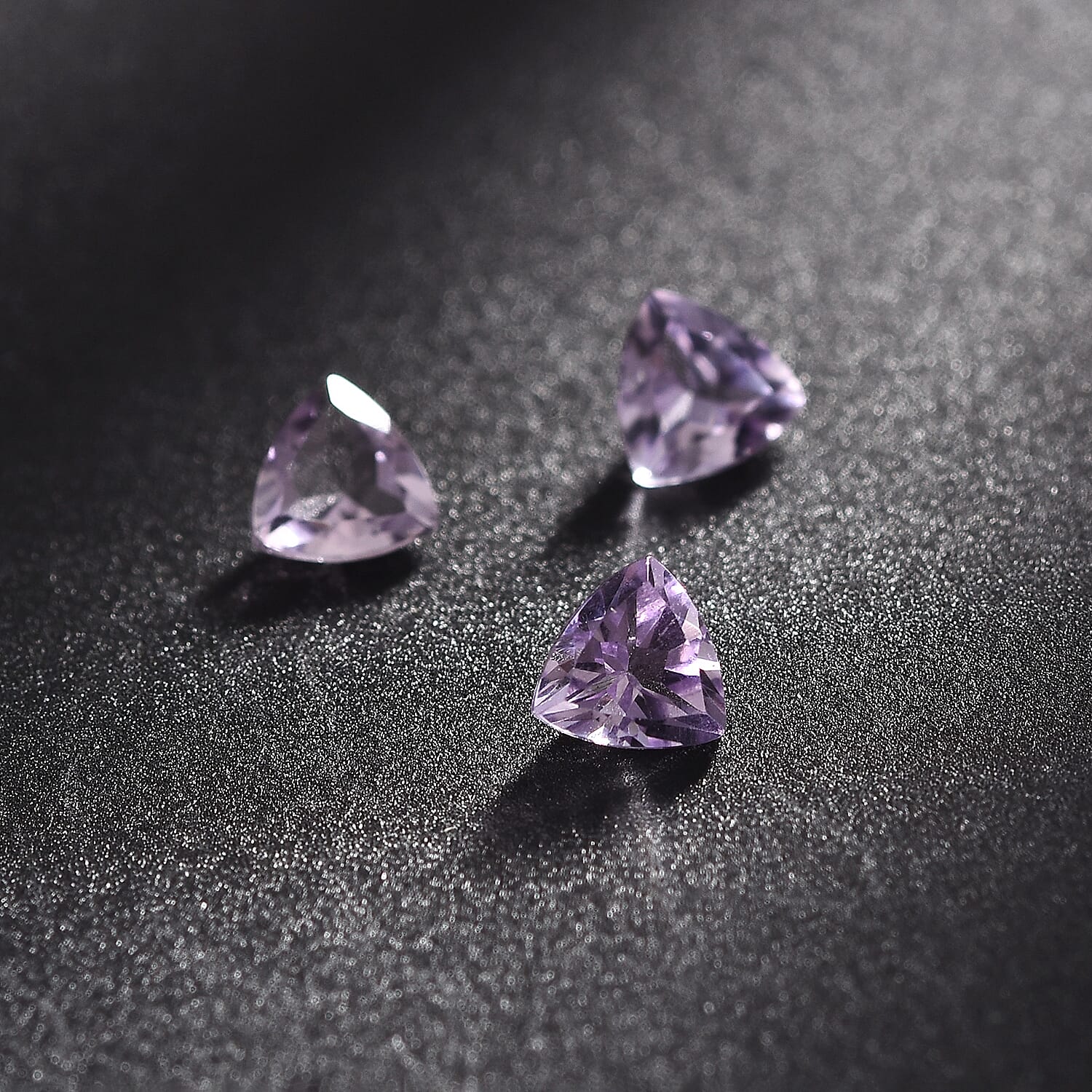 Set of 3 Pink Amethyst Loose Gemstones in Trillion Shape 0.52 Ct. 8070588 1