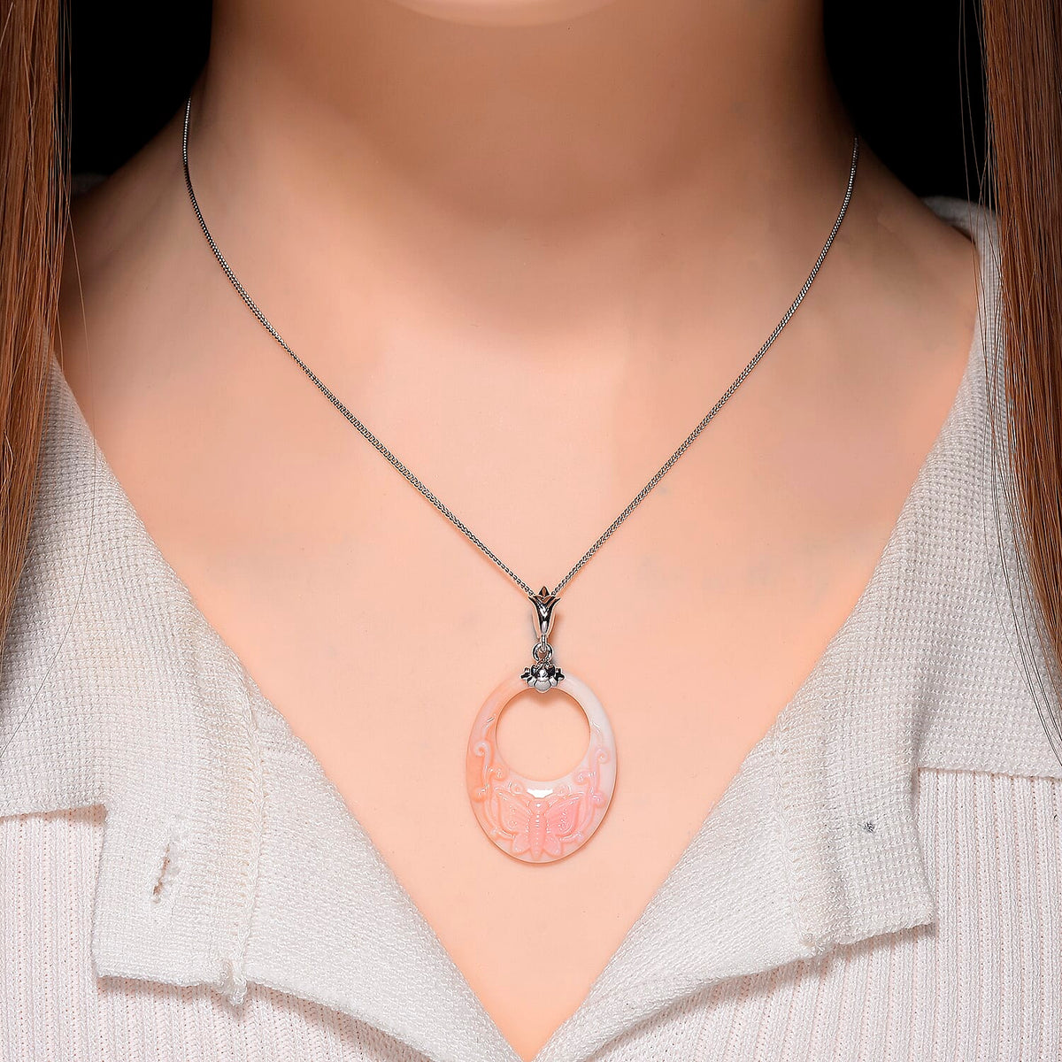 Queen Conch Shell Pendant with Chain (Size 18) in Rhodium Overlay Sterling Silver 12.88 Ct. 4415656 2