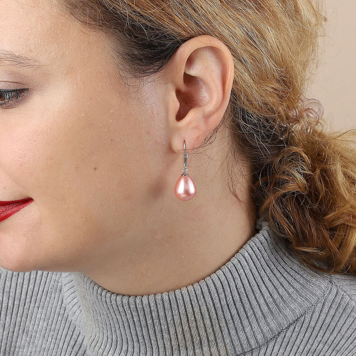 Pink Shell Pearl Solitaire Drop Earrings in Sterling Silver with Rhodium Plating 3414107 3