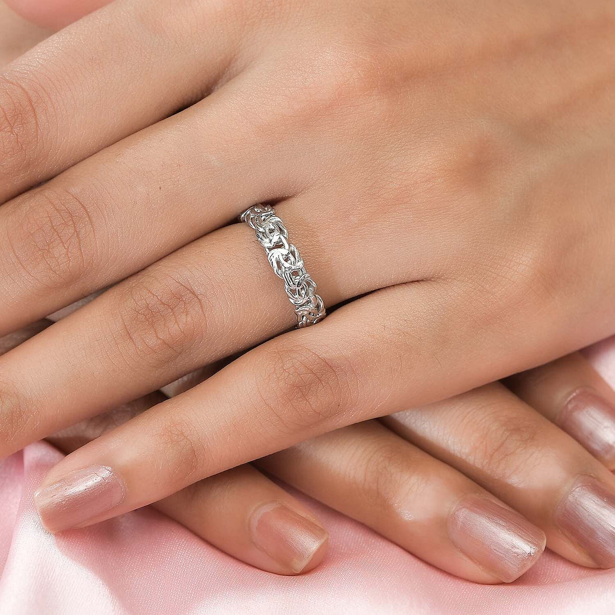 Platinum Overlay Sterling Silver Byzantine Link Wedding Band Ring, Silver Wt. 6.5 Gms V32516410 3