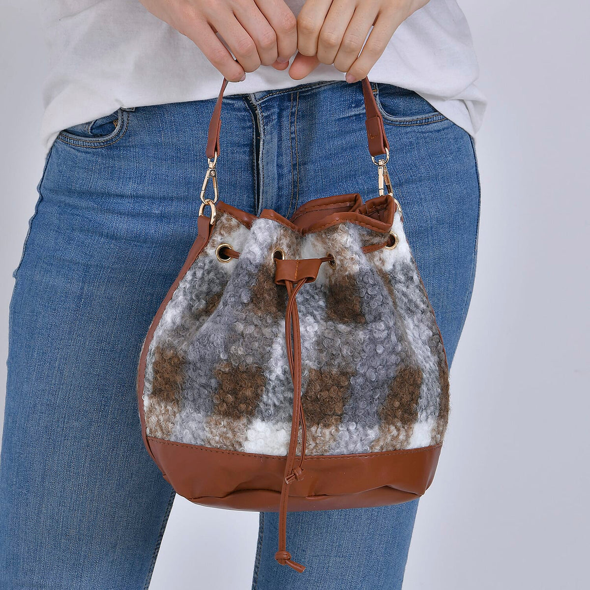 Crossbody Checkered Bucket Bag (Size 22x18x25 cm) - Brown &amp; Beige 7849621 6
