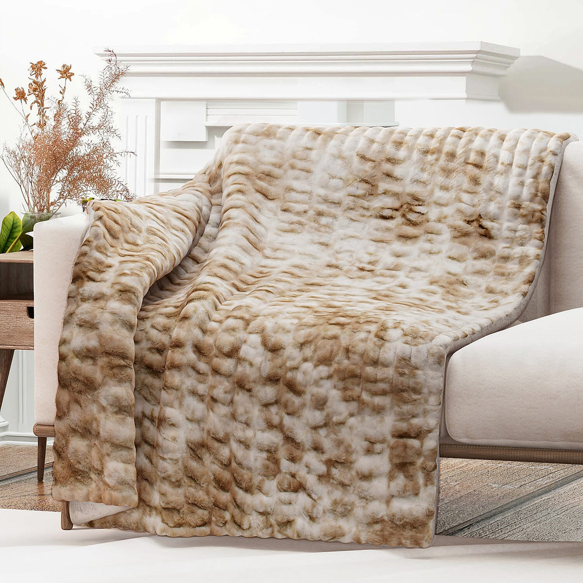 Super Soft Textured Sherpa Blanket - 600gsm 7786969 0