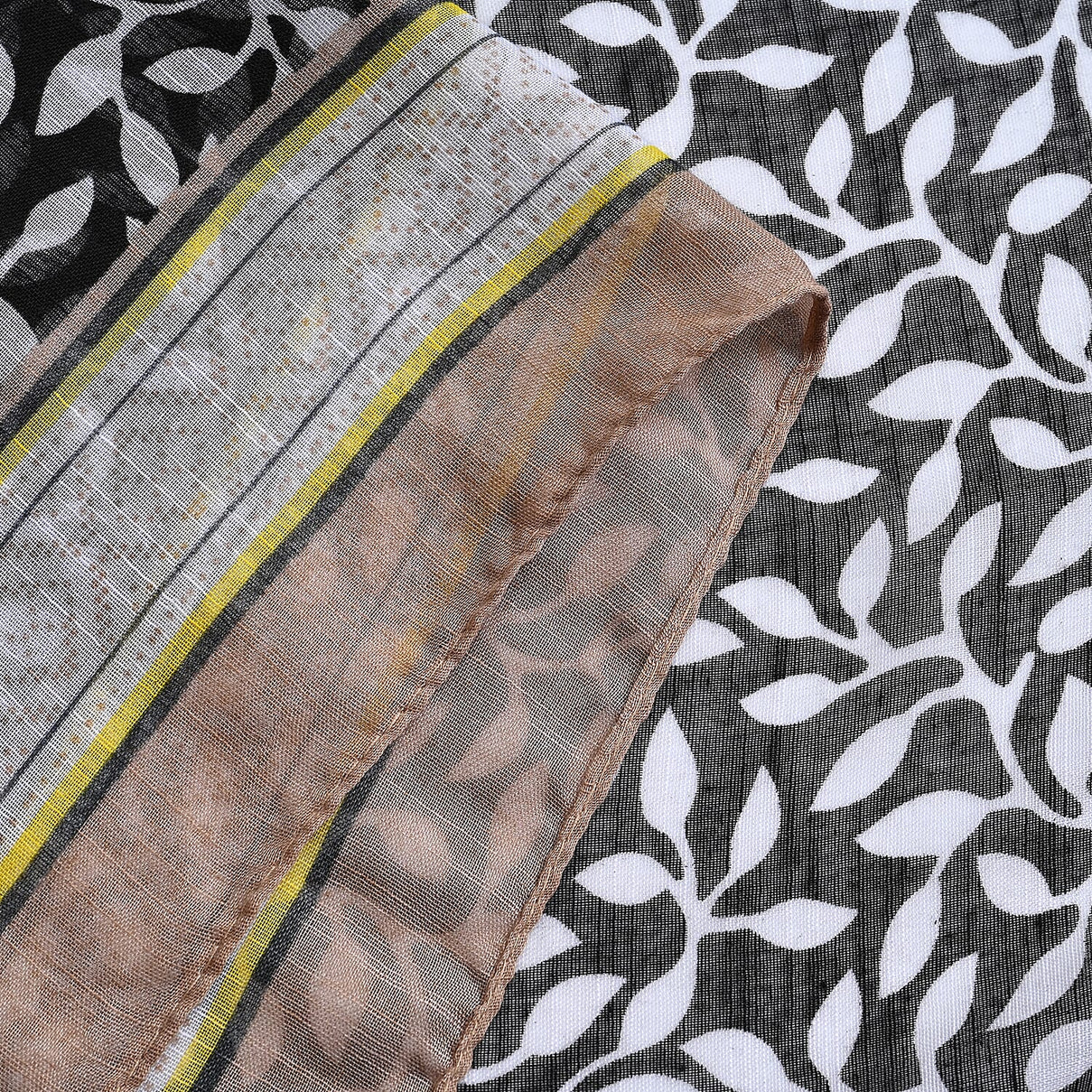 Closeout Deal New Arrival Printed Scarf with Tassels 7751711 8