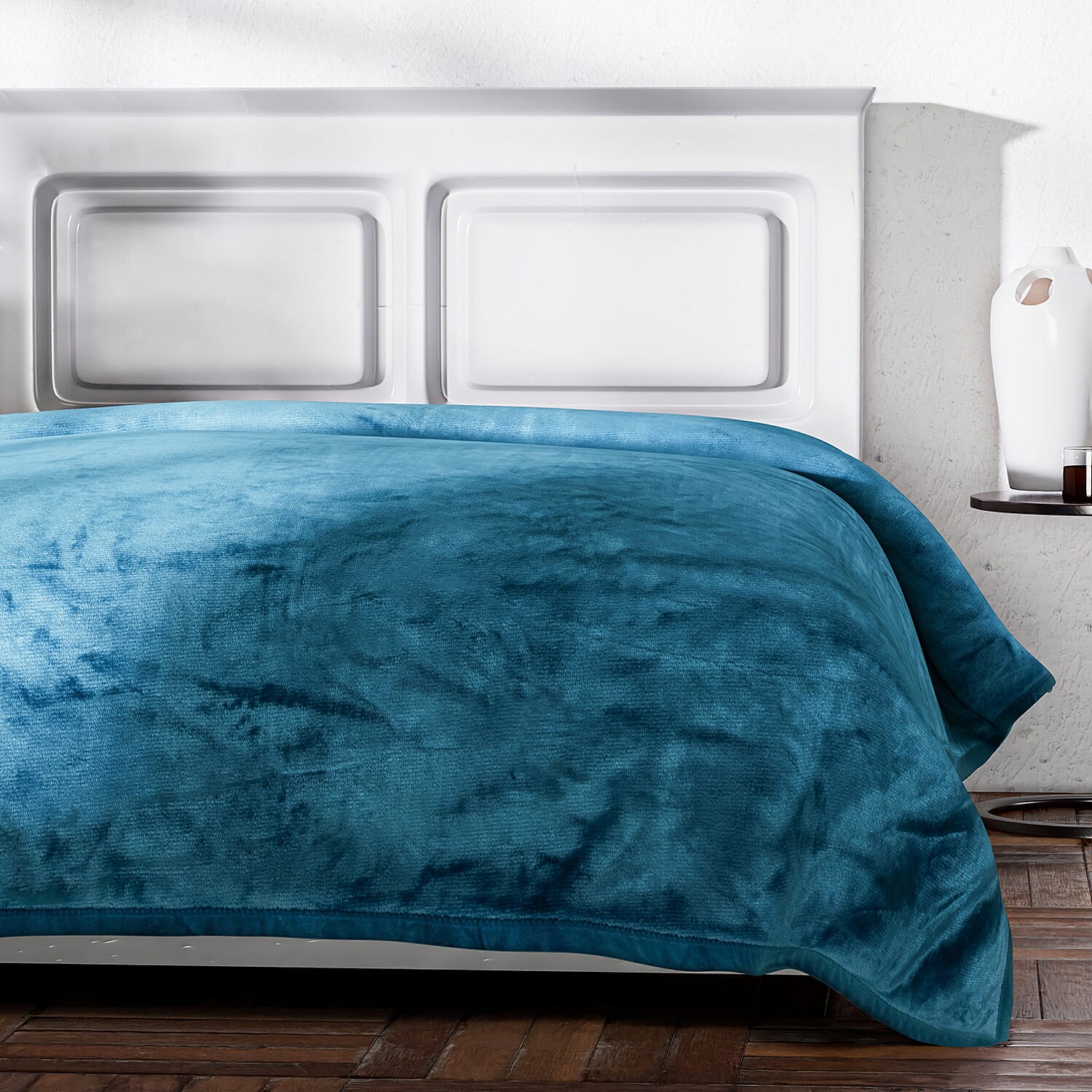 Solid Flannel Blanket 7780650 4