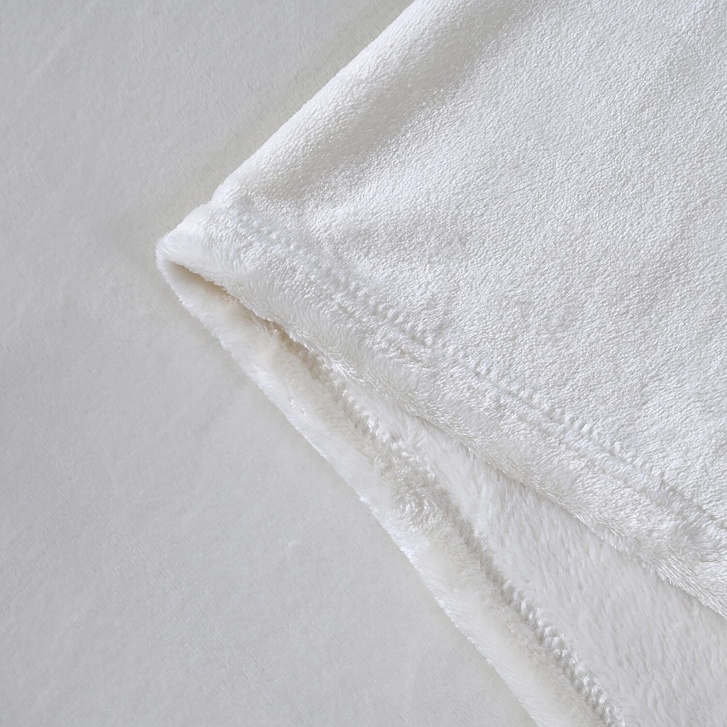 Solid Flannel Blanket 7780651 8