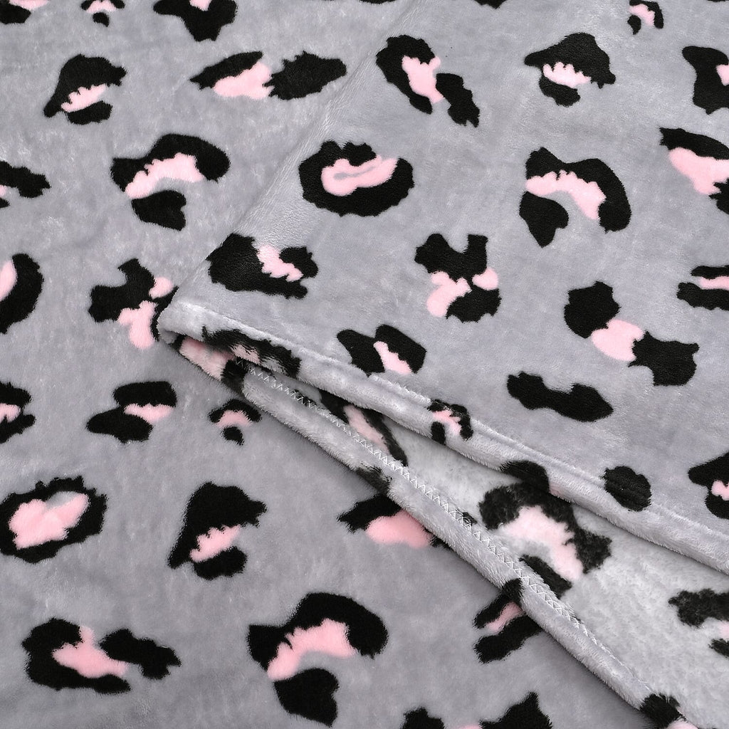Cosytime Zebra 270gsm Flannel Blanket (Size 200x150 cm) - Zebra & White