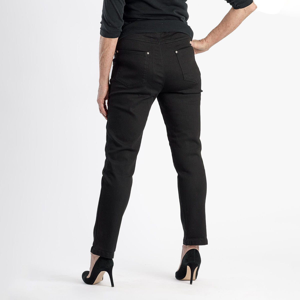Pure &amp; Natural Straight Leg Denim Jeans (Size 16) - Black V32516302 5