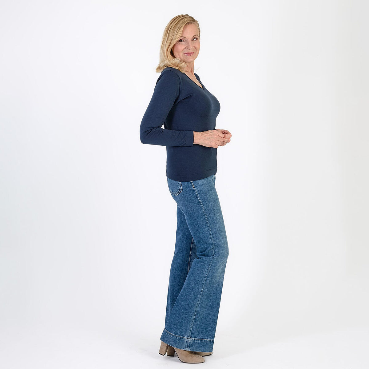 Pure and Natural V-Neck Fleece Lined Top V32606420 3