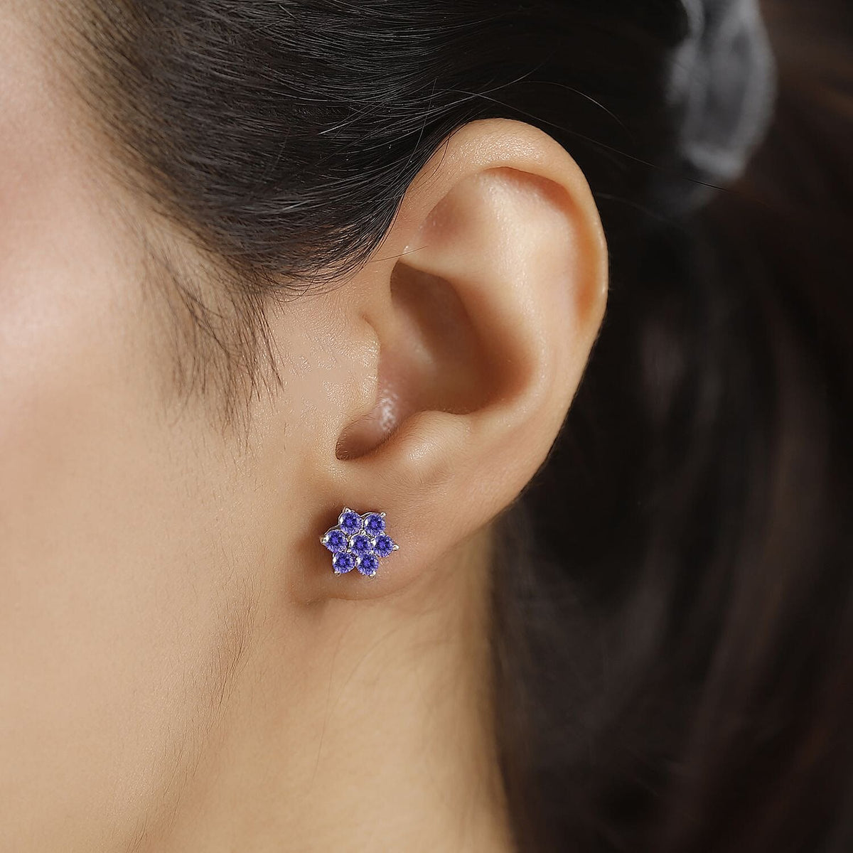 Purple Cubic Zirconia  Cluster Earring in rhodium Sterling Silver 1.26 ct  1.736  Ct. 7966385 2
