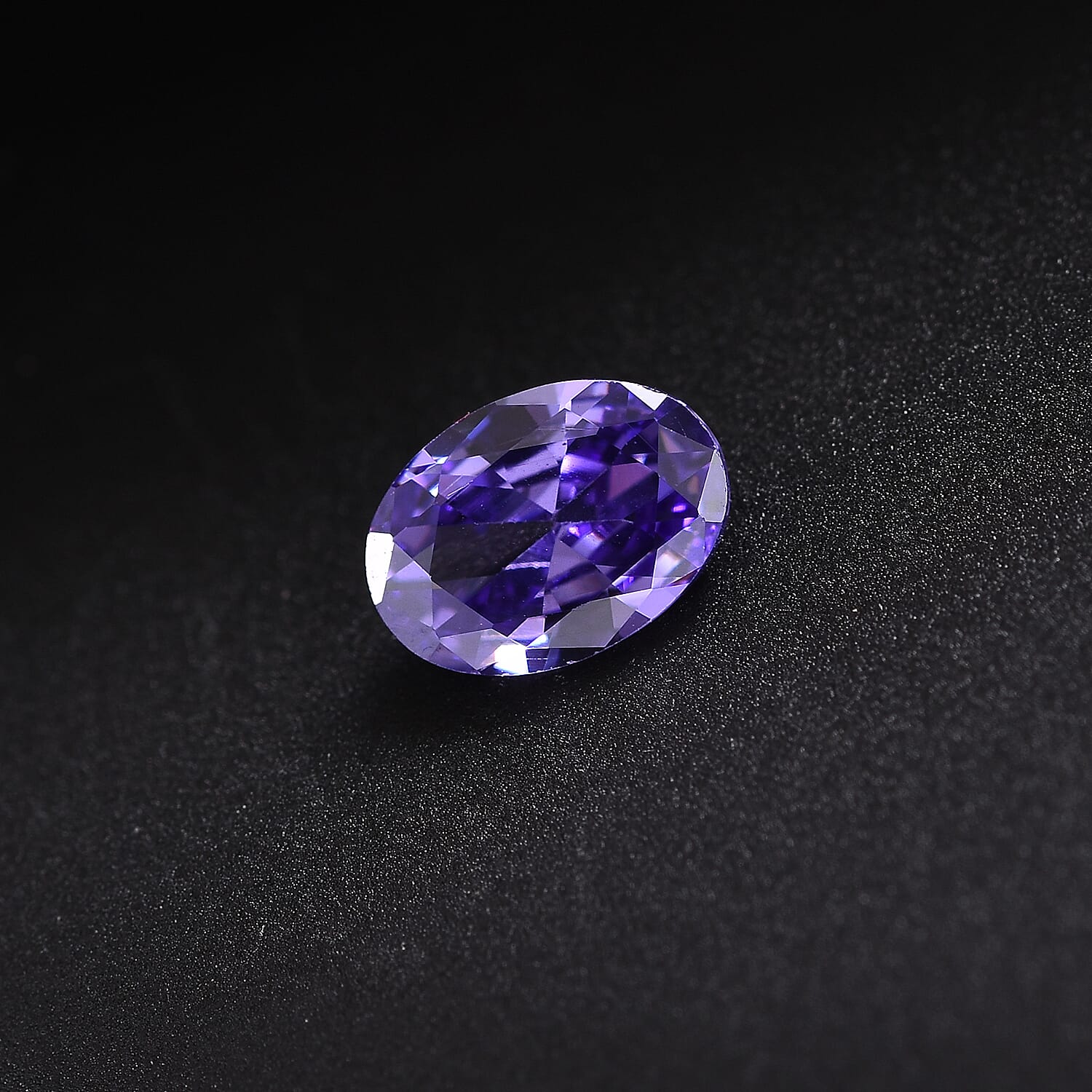 1.11 Ct. Purple Cubic Zirconia Loose Gemstone in Oval Shape (7x5mm) 8068506 1