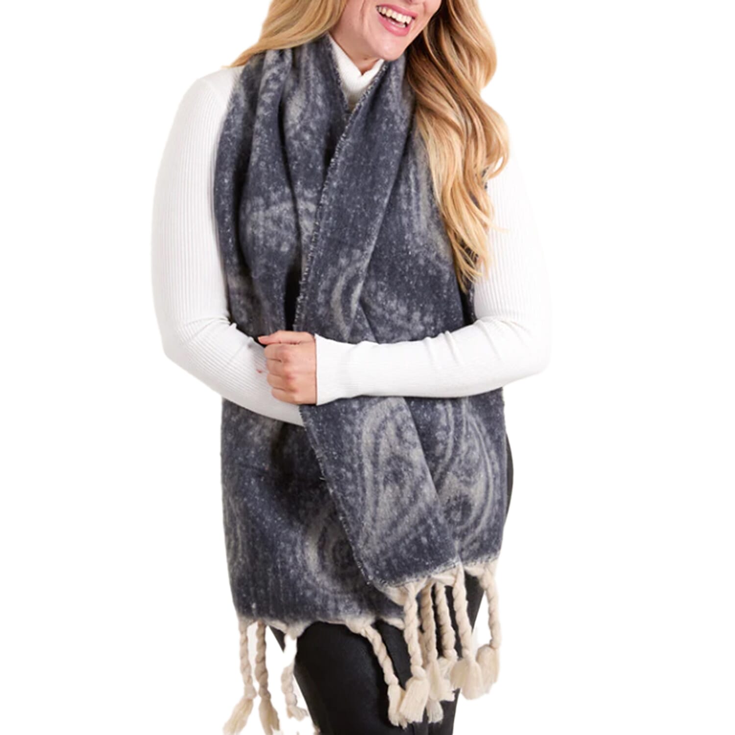 QED London  Scarf (Size - One Size) - Soft Grey 8363839 0