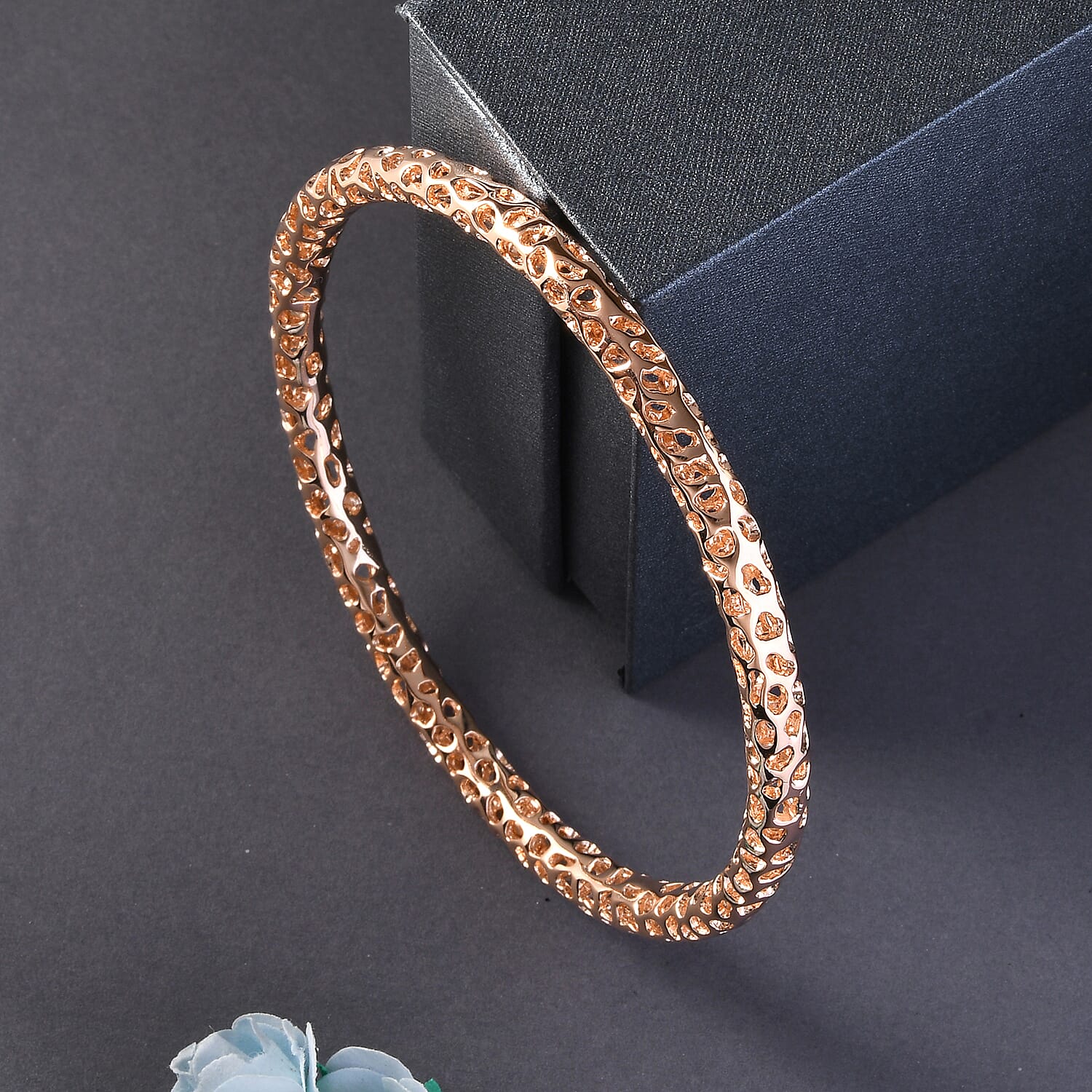 RACHEL GALLEY Rhodium Gold Overlay Sterling Silver Lattice Bangle (SIze 8), Silver Wt. 17.20 Gms 3861491 1