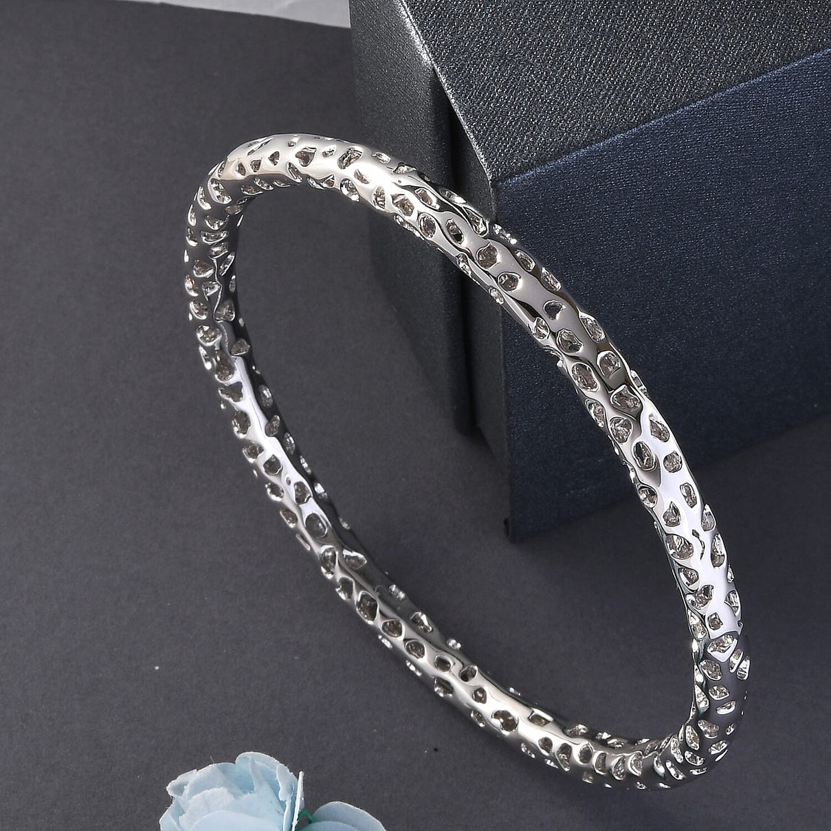 RACHEL GALLEY Rhodium Overlay Sterling Silver Lattice Bangle (SIze 7.5), Silver Wt. 16.04 Gms 3861461 2
