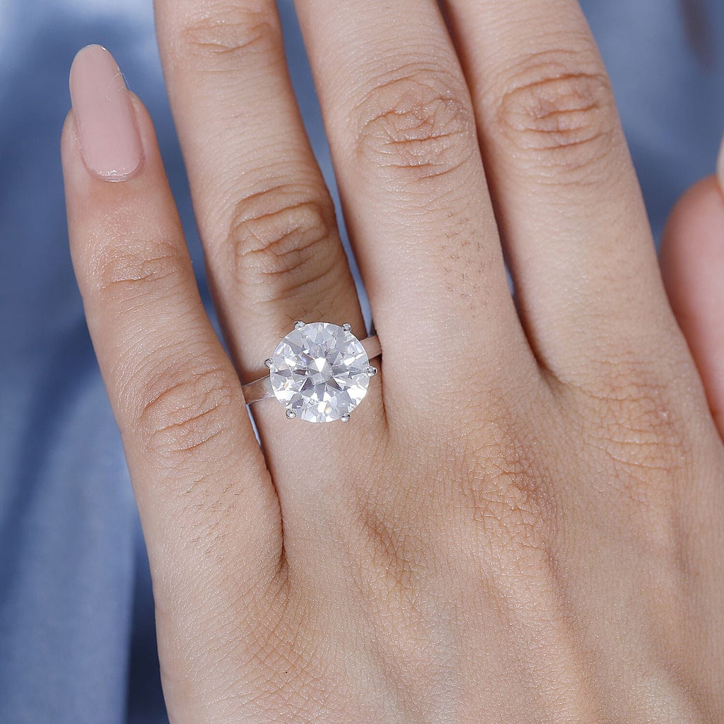D'Joy The Ultimate Solitaire Moissanite Ring in Rhodium Overaly Sterling Silver 5.28 ct