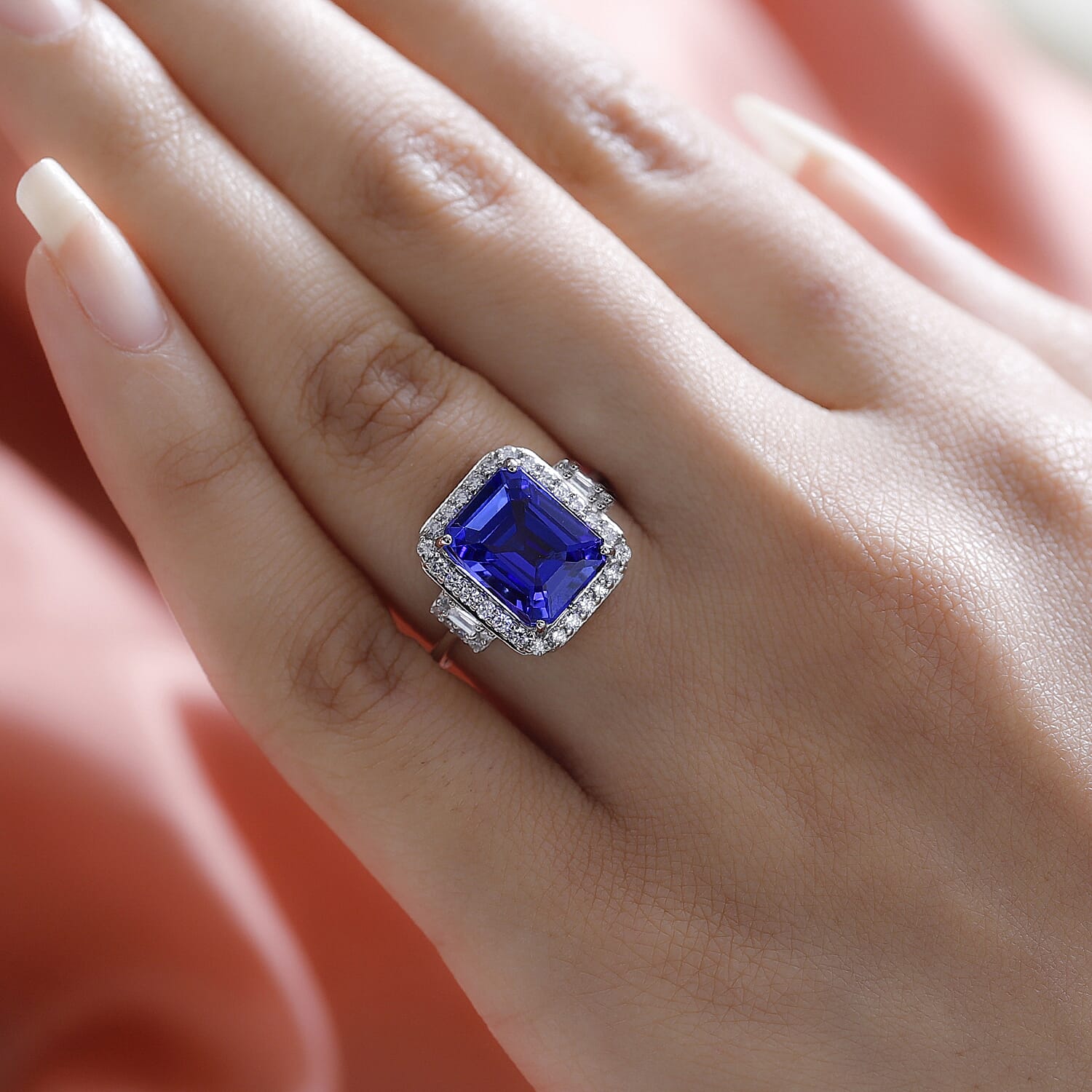 950 Platinum AAAA Tanzanite &amp; Diamond (VS, E-F) Ring 5.59 Ct, Platinum Wt. 5.26 Gms Size L (Resize To I,J,K,M,N,O) 7550858 2