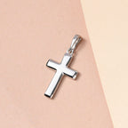 RHAPSODY 950 Platinum Plain Cross Pendant in Supreme Finish 2.15 gram