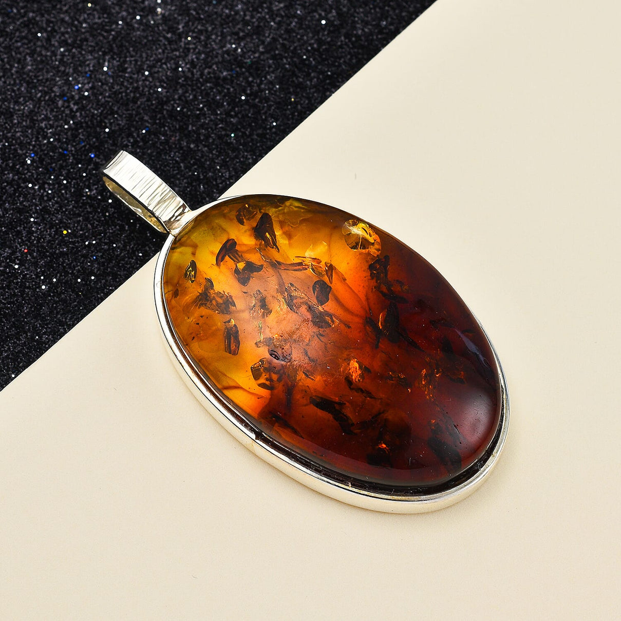 Rare Bi Colour Amber Pendant in Sterling Silver 60.00 Ct, Silver Wt 8.50 Gms 7747379 1