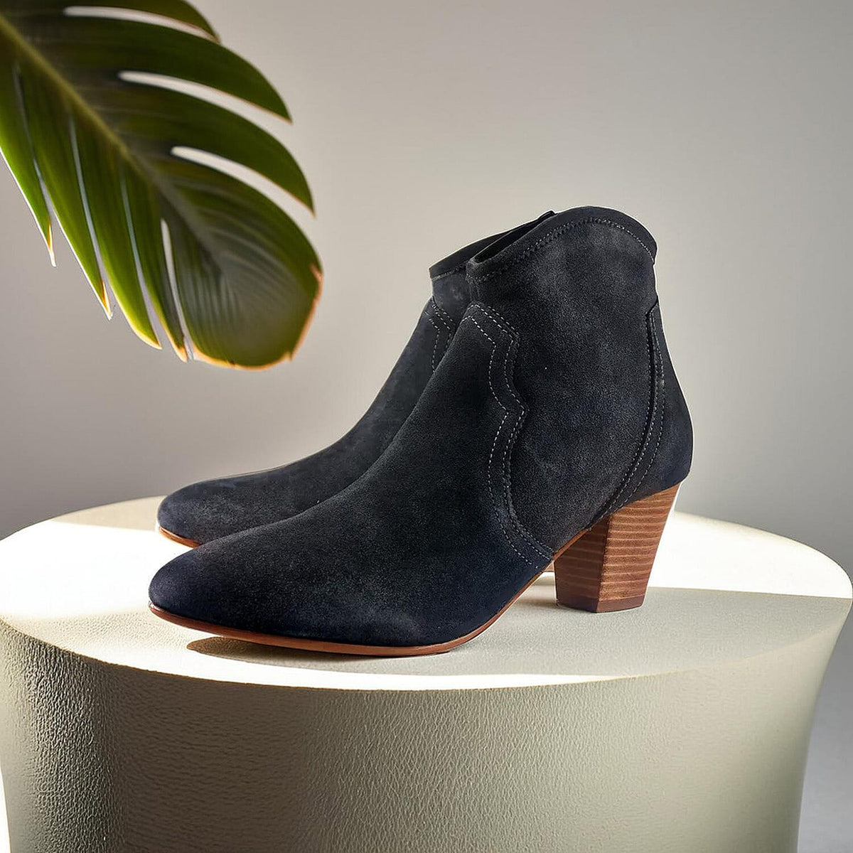 Ravel Premium Leather Womens Teelin Heeled Ankle Boots (Size 3) - Grey 7730517 1