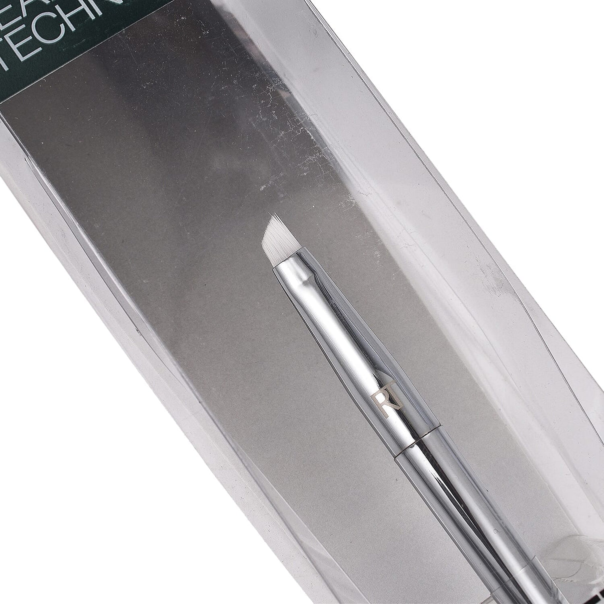 Real Techniques: Bold Metals Collection 202 Angled Liner Brush 6281729 2