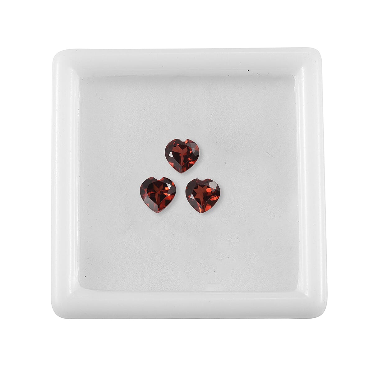 Set of 3 Red Garnet Loose Gemstones in Heart Shape 1.53 Ct. (5 mm) 8068559 3