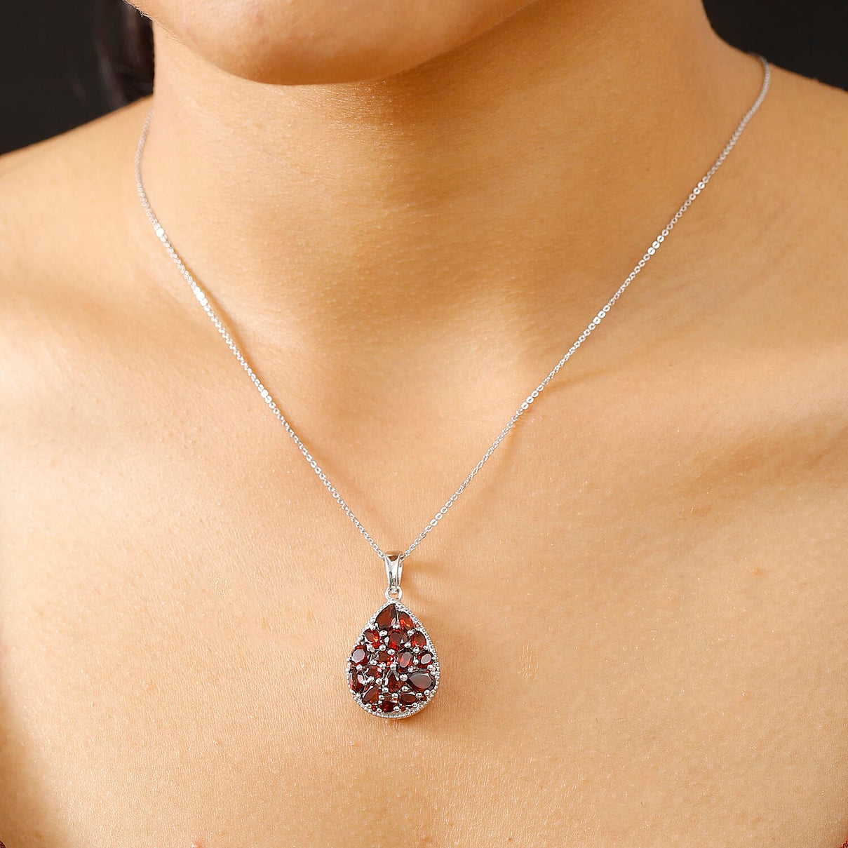Red Garnet Pendant with Chain (Size 20) in Rhodium Overlay Sterling Silver 4.90 Ct, Silver Wt. 5.90 Gms. 4339898 2